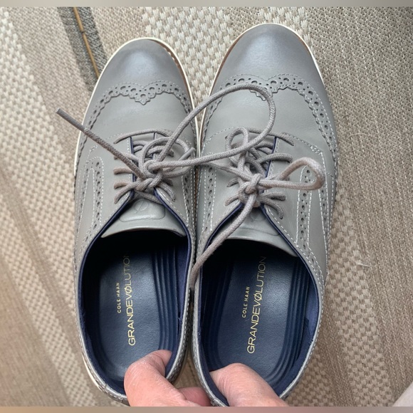 Cole Haan oxfords size 6 - Picture 5 of 5